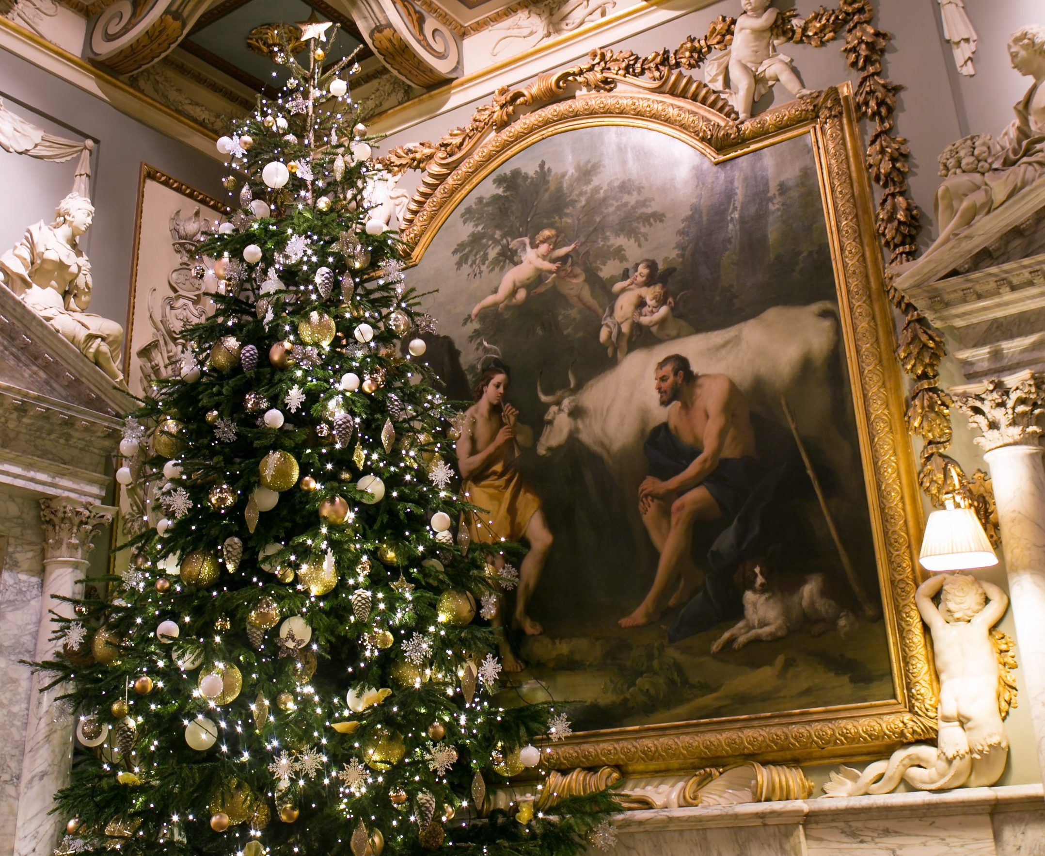 Book Moor Park for Christmas parties in Rickmansworth, Hertfordshire.